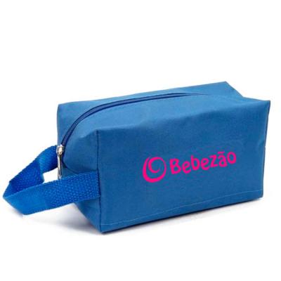 Necessaire com alça de mão