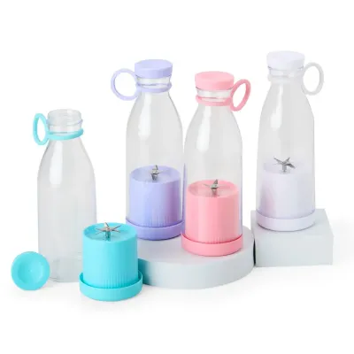 Mini liquidificador portátil com capacidade de 380m