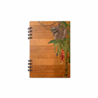 Caderno em madeira- -preguiça
