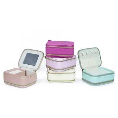 Porta joias de sintético com revestimento aveludado