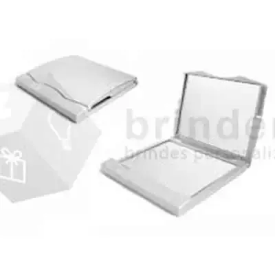 Espelho duplo com aumento