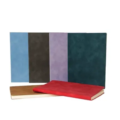 Cadernetas em várias cores