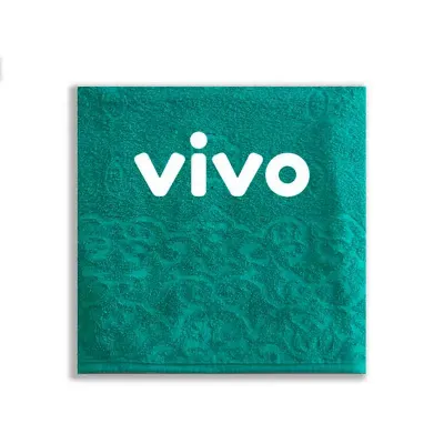 Toalha de banho verde com logo personalizada