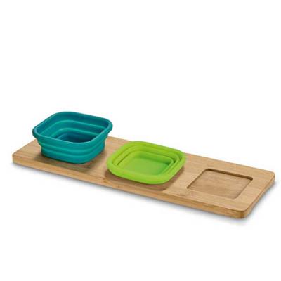 Petisqueira em bambu com três potes retráteis