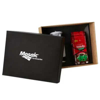 Kit Café fornecido em caixa Kraft com gravação em 01 cor na tampa