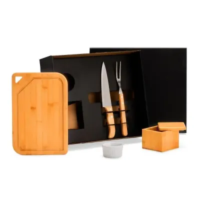 Composto por tábua em Bambu 01 faca 7“ e garfo em Madeira/Inox 01 saleiro em Bambu e ramekin em p...