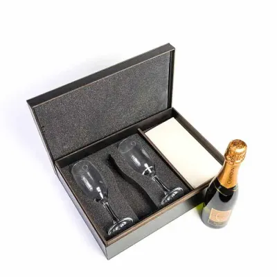Kit Mini Chandon com taças personalizada