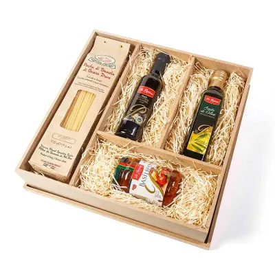 Kit Gourmet com massa especial italiana, molho vermelho, azeite extra virgem e vinagre balsâmico