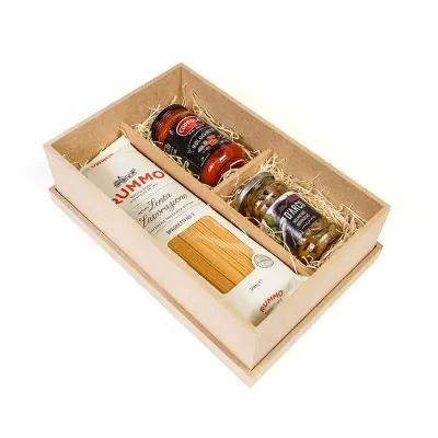 Kit Gourmet com massa especial italiana, molho vermelho e aperitivo 