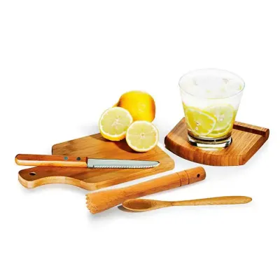 Kit Caipirinha com colher e tábua em bambu
