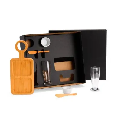 Composto por petisqueiracom pegador funcional que serve como alça 02 espátulas de 14 cm em Bambu ...