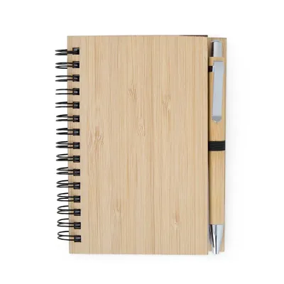 Bloco de anotações ecológico com caneta. Capa de bambu. 