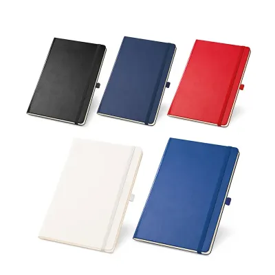 Cadernos A5 em várias cores