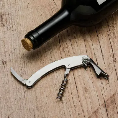 Saca rolhas de metal