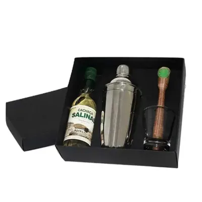 Kit caipirinha personalizado com gravação no copo, coqueteleira e tampa da caixa