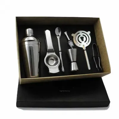 Kit Acessórios Bebidas com gravação na coqueteleira, espremedor e tampa da caixa 