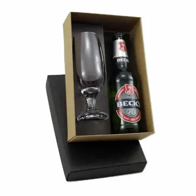 Kit cerveja Becks 330ml com taça de vidro