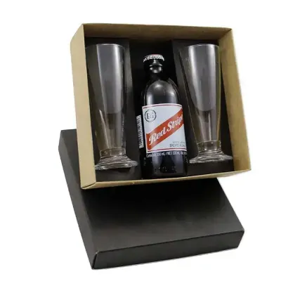 Kit cerveja Red Stripe 330ml com duas taças tulipa