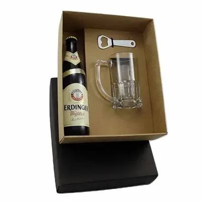 Kit cerveja Erdinger 500ml com  caneca de vidro e abridor