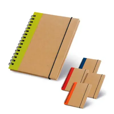 Caderno com várias cores