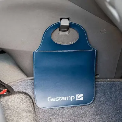 Lixocar em sintético azul