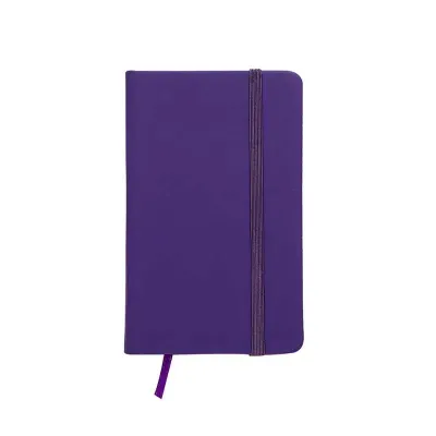 Caderneta pequena na cor roxa