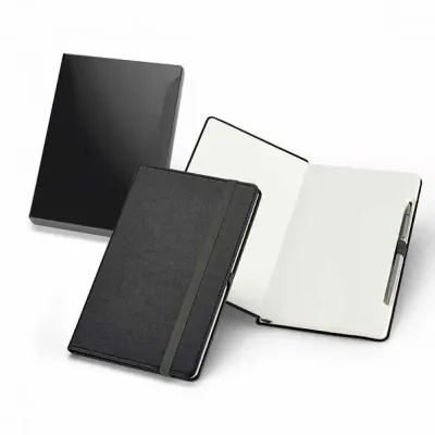 Caderno em material sintético
