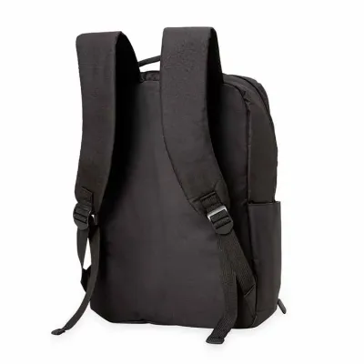 Mochila confeccionada em nylon preta