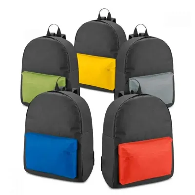Mochila personalizada com bolso frontal grande colorido