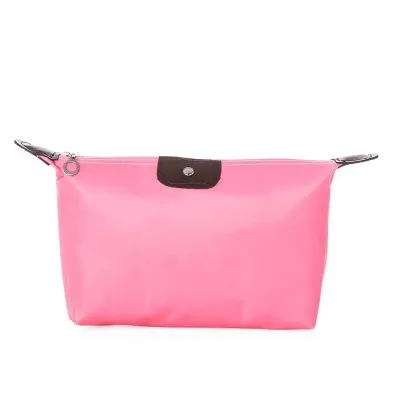 Necessaire de Nylon rosa com detalhes em sintético 