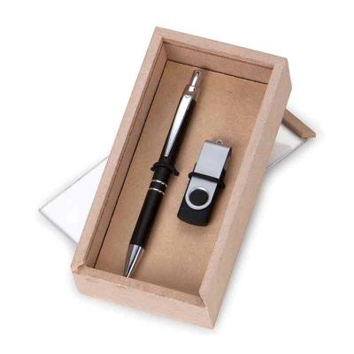 Kit Escritório com caneta, pen drive 4GB e caixa
