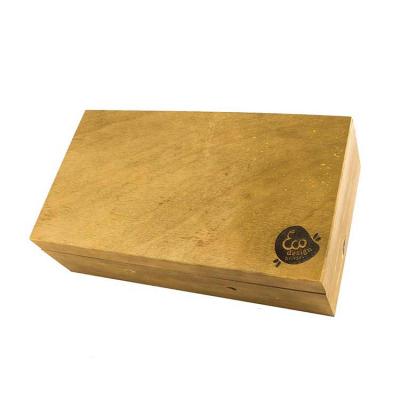 Kit ecológico em caixa de madeira personalizada