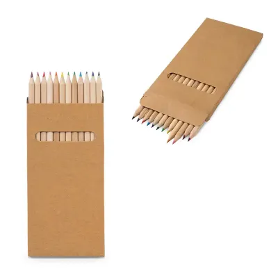 Caixa com lápis de cor 