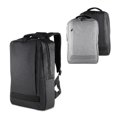 Mochila confeccionada em tecido externo de poliéster 300D c