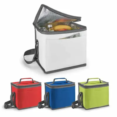 Bolsa térmica. 600D. Com alça ajustável em webbing e bolso frontal. Capacidade até 9 litros. Food...