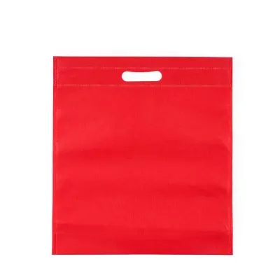 Sacola em TNT vermelha