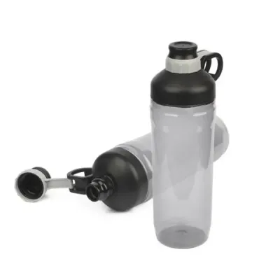 Garrafa plástica com capacidade de 1,5 Litros