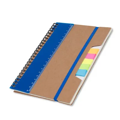 Caderno de anotações com detalhe azul