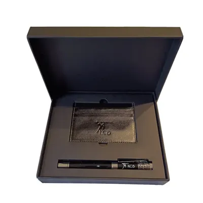 Kit com caixa aberta