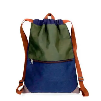 Sacochila com bolso frontal - Trabalhamos com diversas cores TAMANHO : 33 x 43 cm - Fabricamos co...