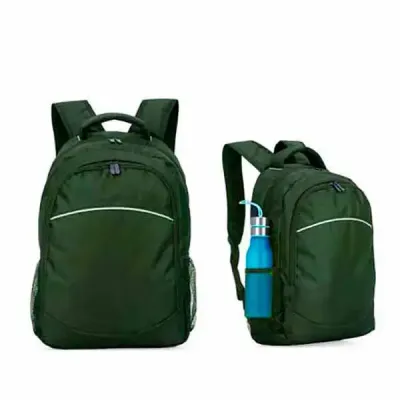 Mochila verde com rede lateral