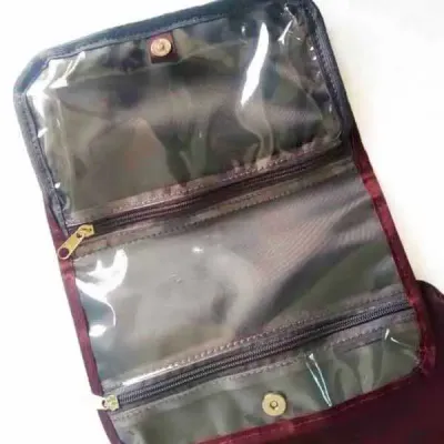 Necessaire Pratik (interior)