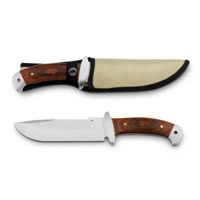 Faca em aço inox e madeira personalizada