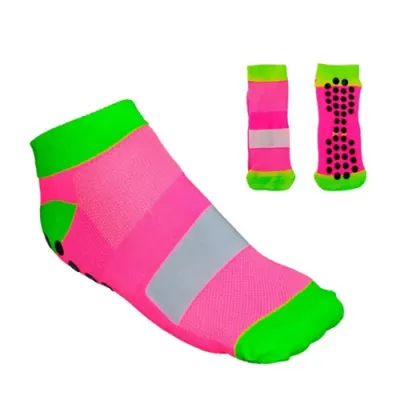 Meia rosa antiderrapante