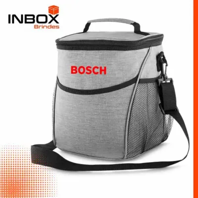 Bolsa Térmica com bolso frontal e bolsos laterais