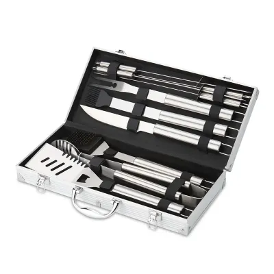 Kit churrasco 10 peças em maleta de alumínio