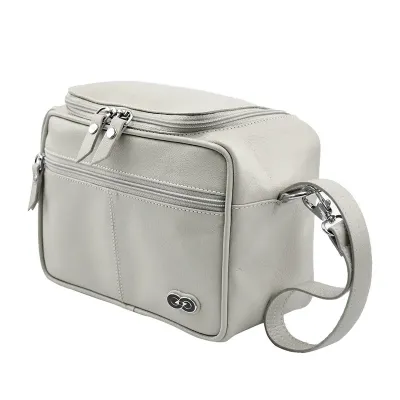 Necessaire com alça de mão