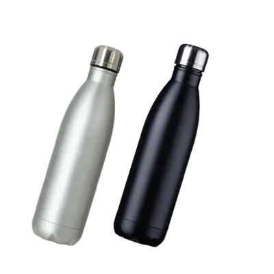 Garrafa Inox Refresh 750ml: prata e preta