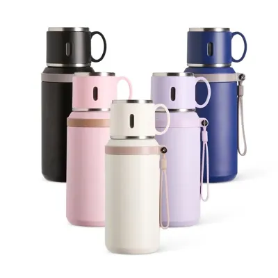 Garrafa térmica em inox com pintura eletrostática