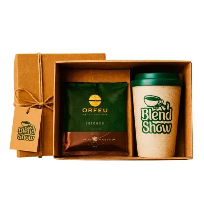 O kit contém: 1 Drip coffees clássico 1 Copo fibra de arroz 450ml 1 Tag personalizada 1 Caixa 20x...